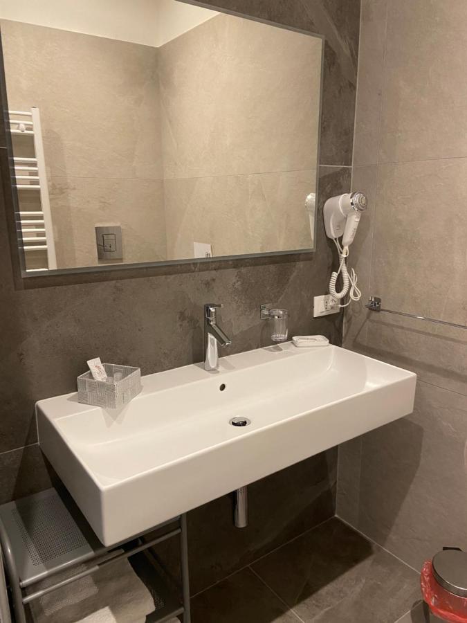 Maqueda Suites Palermo Luaran gambar
