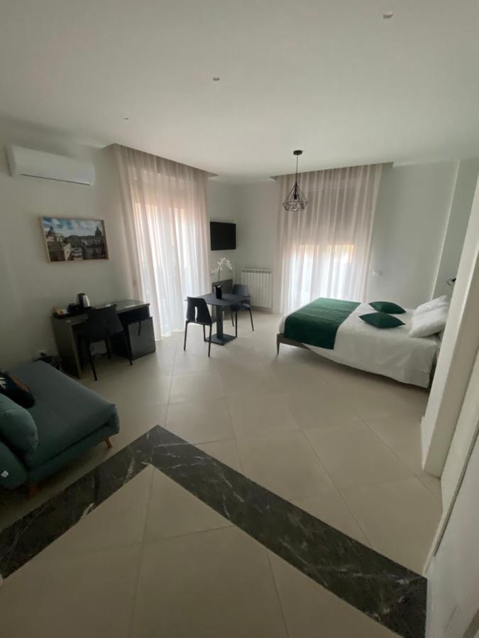 Maqueda Suites Palermo Luaran gambar